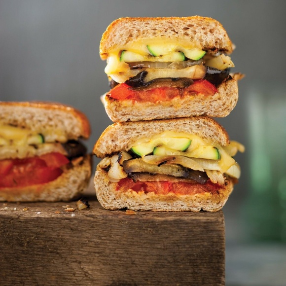 Zumba A0P00152 Lovers Cookbook - Picture 6 of 7